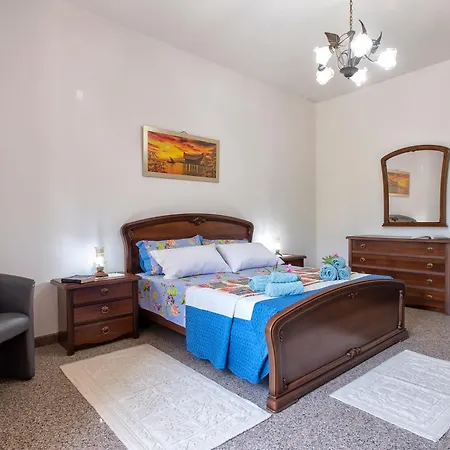 La Casa Nella Valle Holiday home *